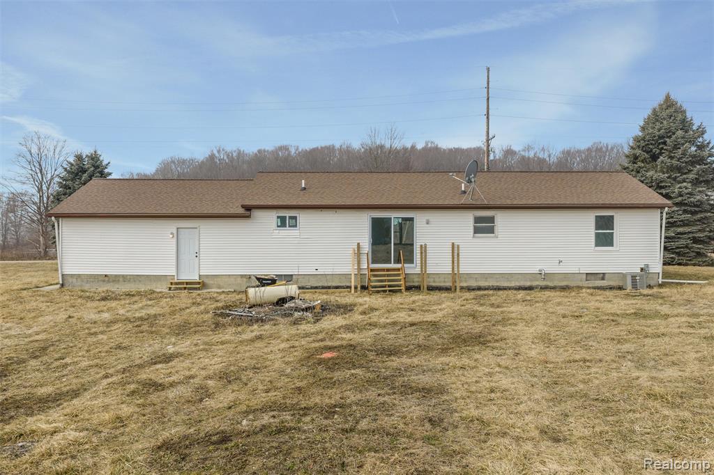 2460 Stapleton Road Goodells, MI 48027 - Photo 36 of 40