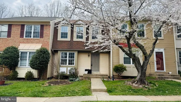 $3,000 | 3950 Collis Oak Court, Fairfax, VA 22033