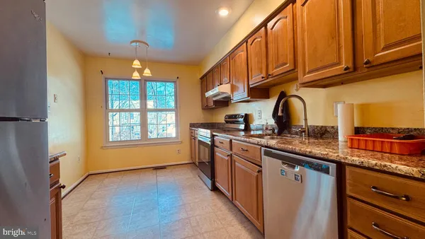 $3,000 | 3950 Collis Oak Court, Fairfax, VA 22033