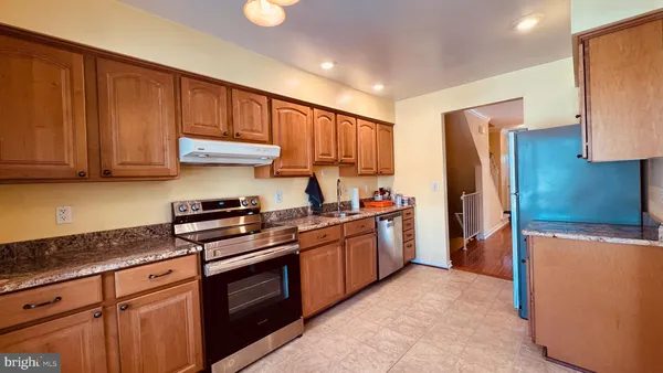 $3,000 | 3950 Collis Oak Court, Fairfax, VA 22033