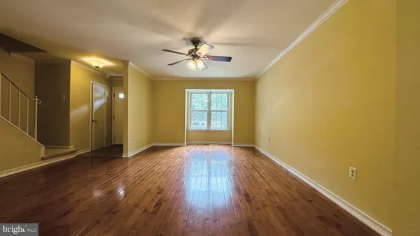 $3,000 | 3950 Collis Oak Court, Fairfax, VA 22033