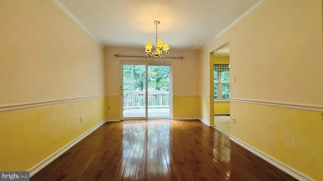 $3,100 | 3950 Collis Oak Court, Fairfax, VA 22033