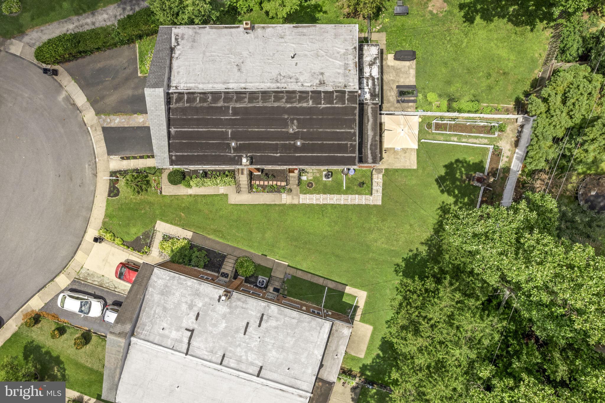 221 Juniper Road Havertown, PA 19083 - Photo 11 of 14 Gallery Image 11