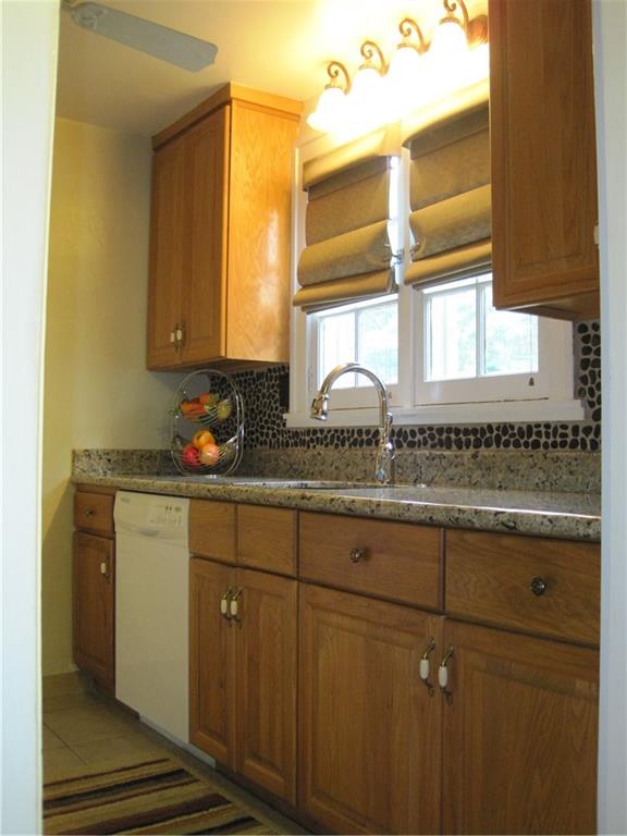 402 Olympia Road Pittsburgh, PA 15211 - Photo 14 of 25