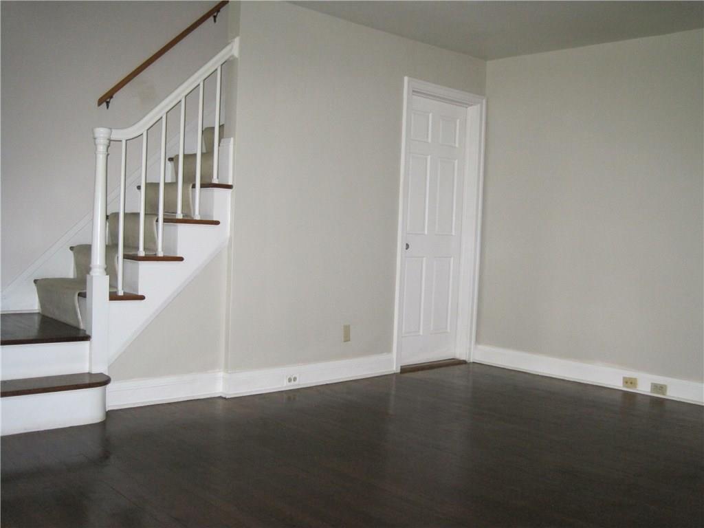 402 Olympia Road Pittsburgh, PA 15211 - Photo 16 of 25
