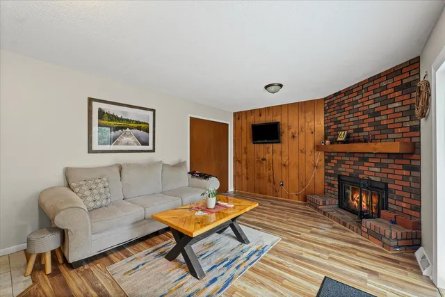 $299,900 | 805 East Shurts Street, Urbana, IL 61801