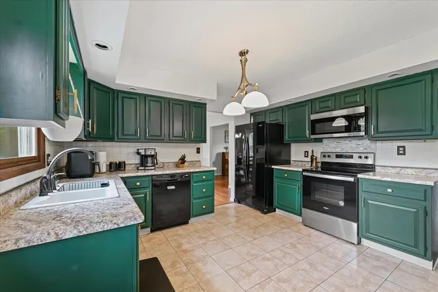 $299,900 | 805 East Shurts Street, Urbana, IL 61801