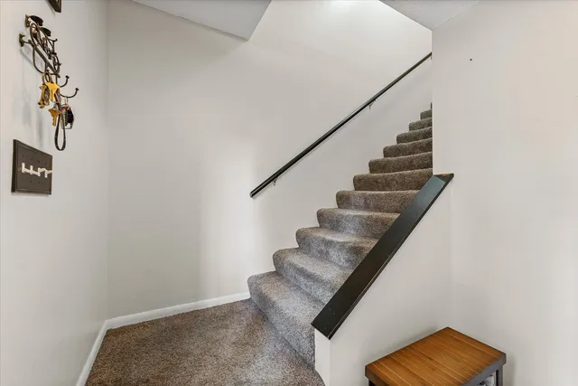 $299,900 | 805 East Shurts Street, Urbana, IL 61801