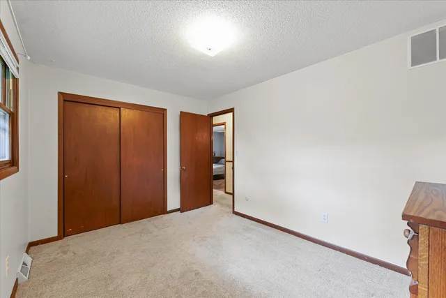 $299,900 | 805 East Shurts Street, Urbana, IL 61801