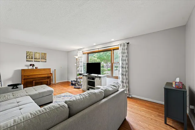 $299,900 | 805 East Shurts Street, Urbana, IL 61801