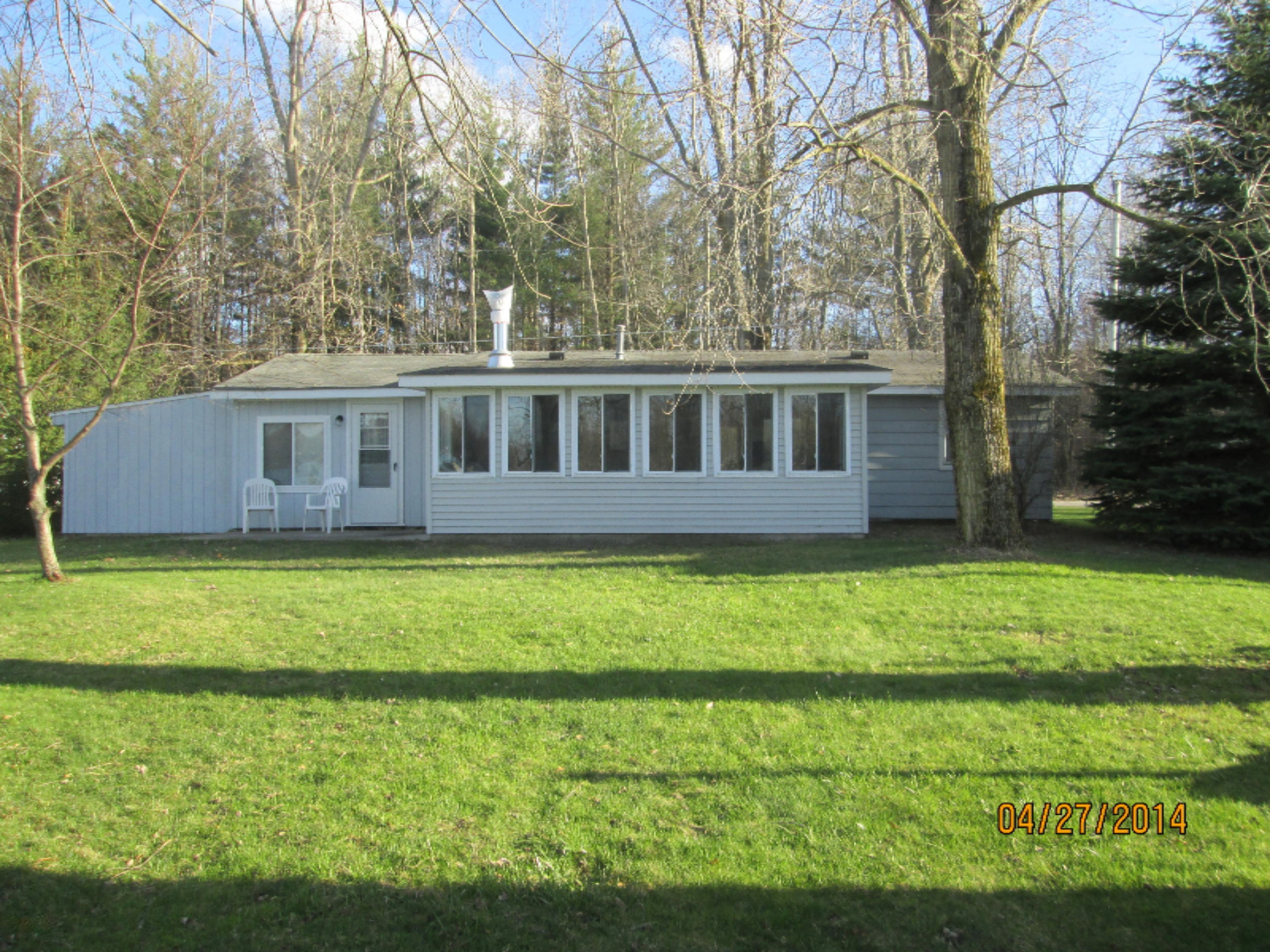 9311 East Colby Road Crystal, MI 48818 - Photo 2 of 17 IMG_0994