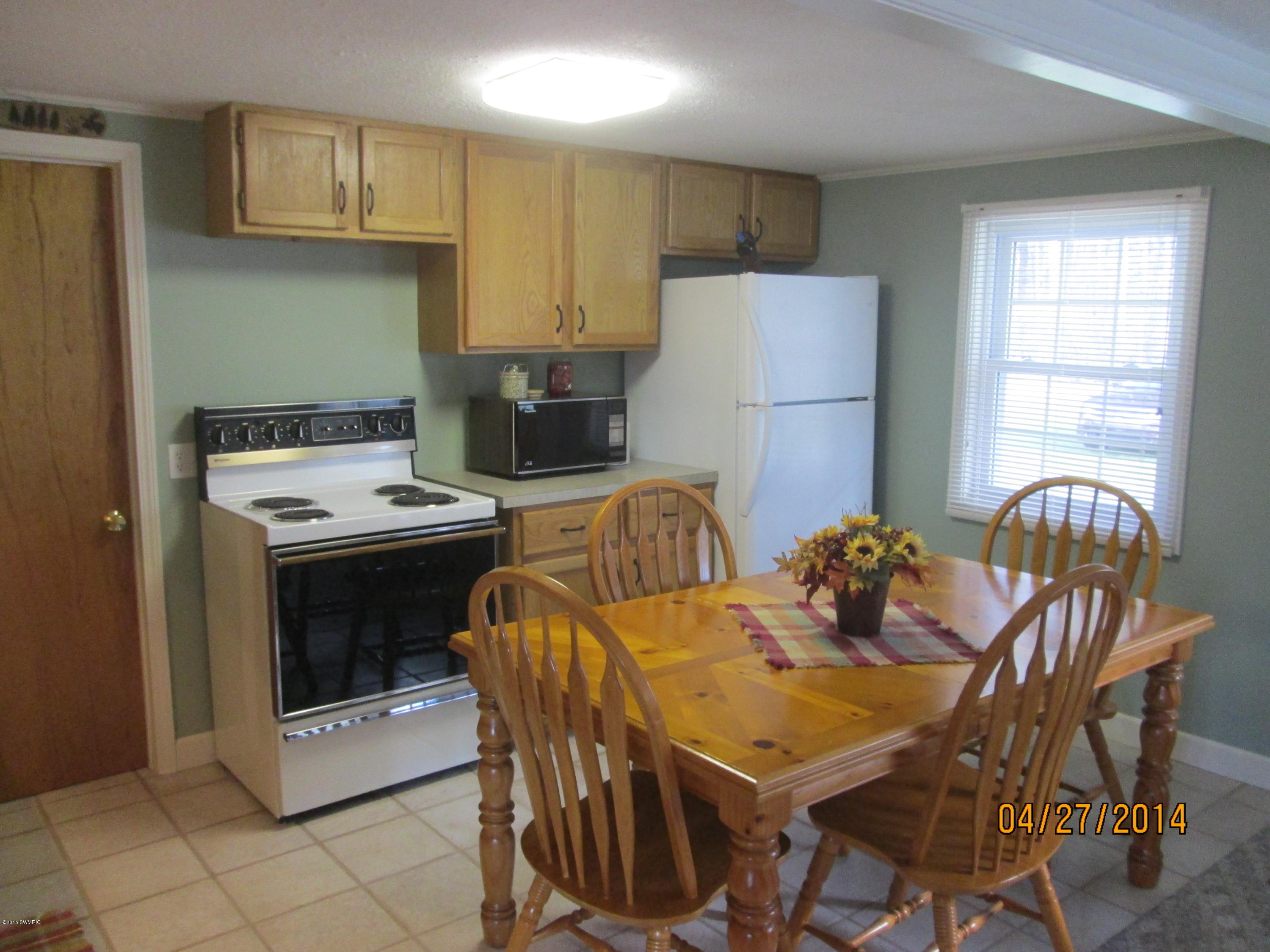 9311 East Colby Road Crystal, MI 48818 - Photo 8 of 17 IMG_0991