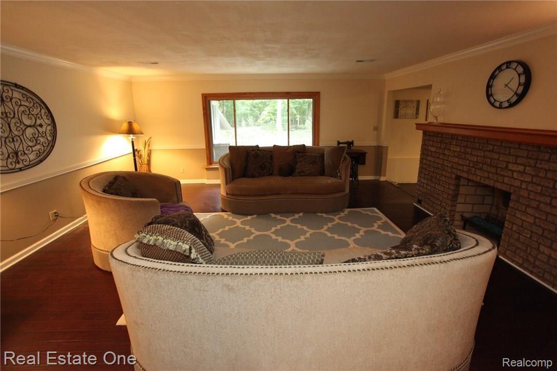 30315 Rockshire Avenue Farmington, MI 48334 - Photo 5 of 43 Rockshire57.JPG