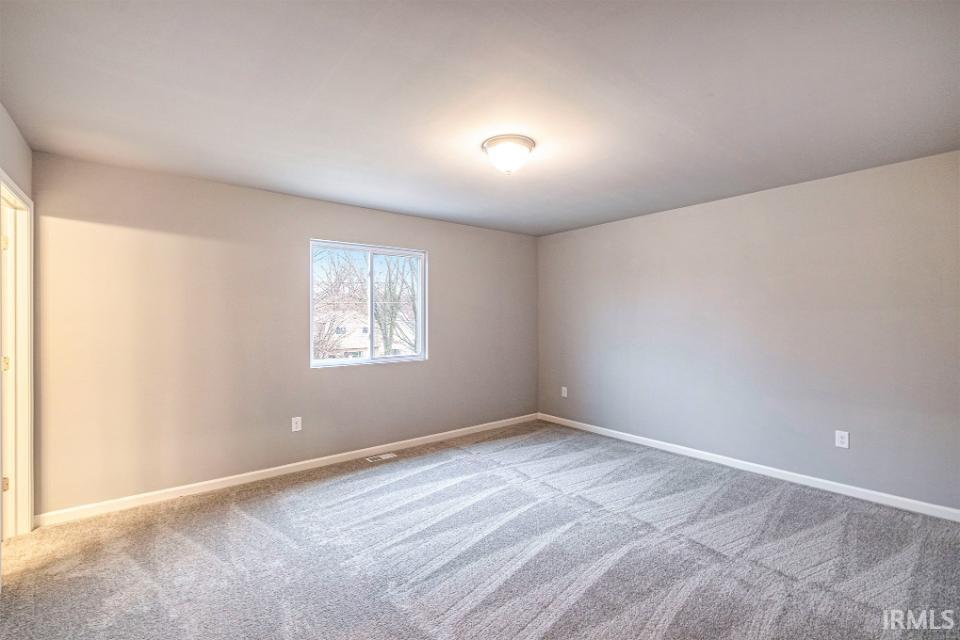 12997 Brick Road Granger, IN 46530 - Photo 9 of 25