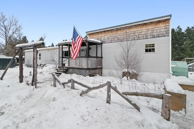 $195,000 | N7626 North Neitzel Drive, New Lisbon, WI 53950