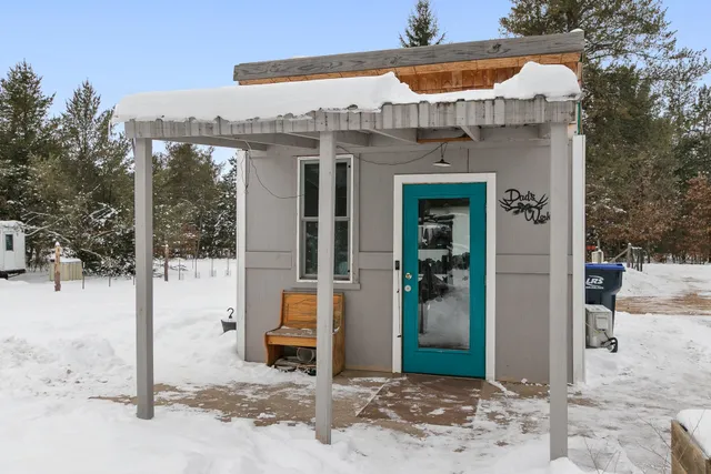 $195,000 | N7626 North Neitzel Drive, New Lisbon, WI 53950