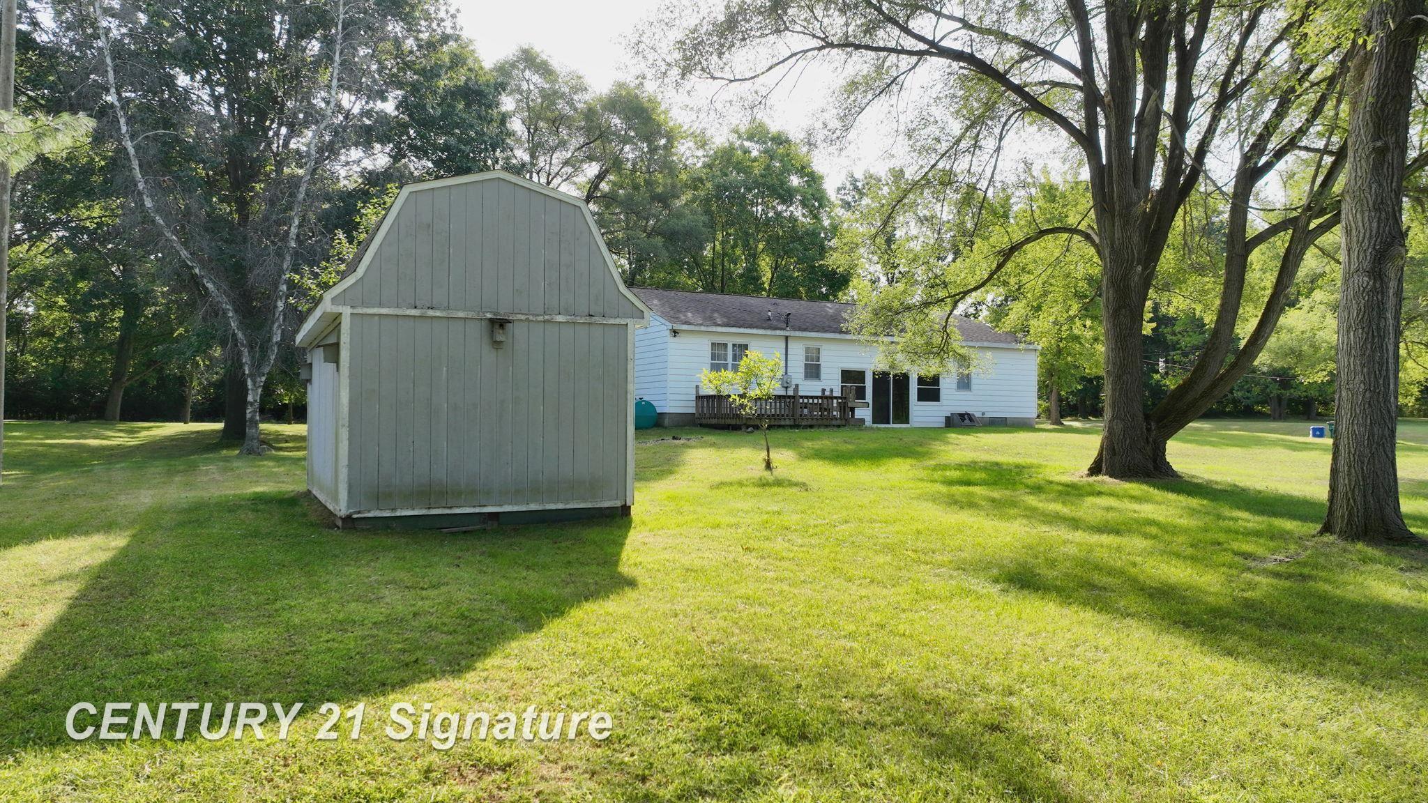 15544 Falk Road Holly, MI 48442 - Photo 34 of 54 50188262-8ccf04ea-9239-4abf-a1ec-d57a751c104f.JPG
