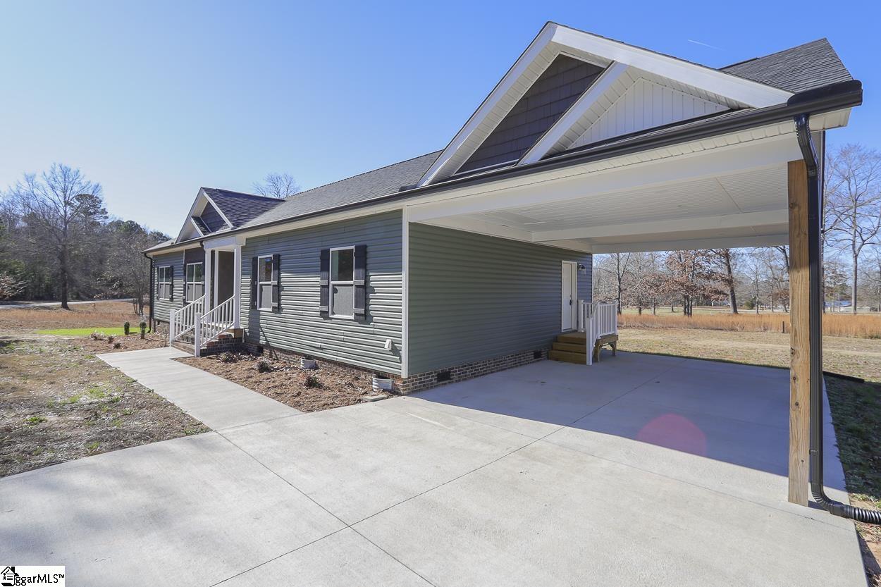 1039 Scurry Church Road Chappells, SC 29037 - Photo 4 of 49