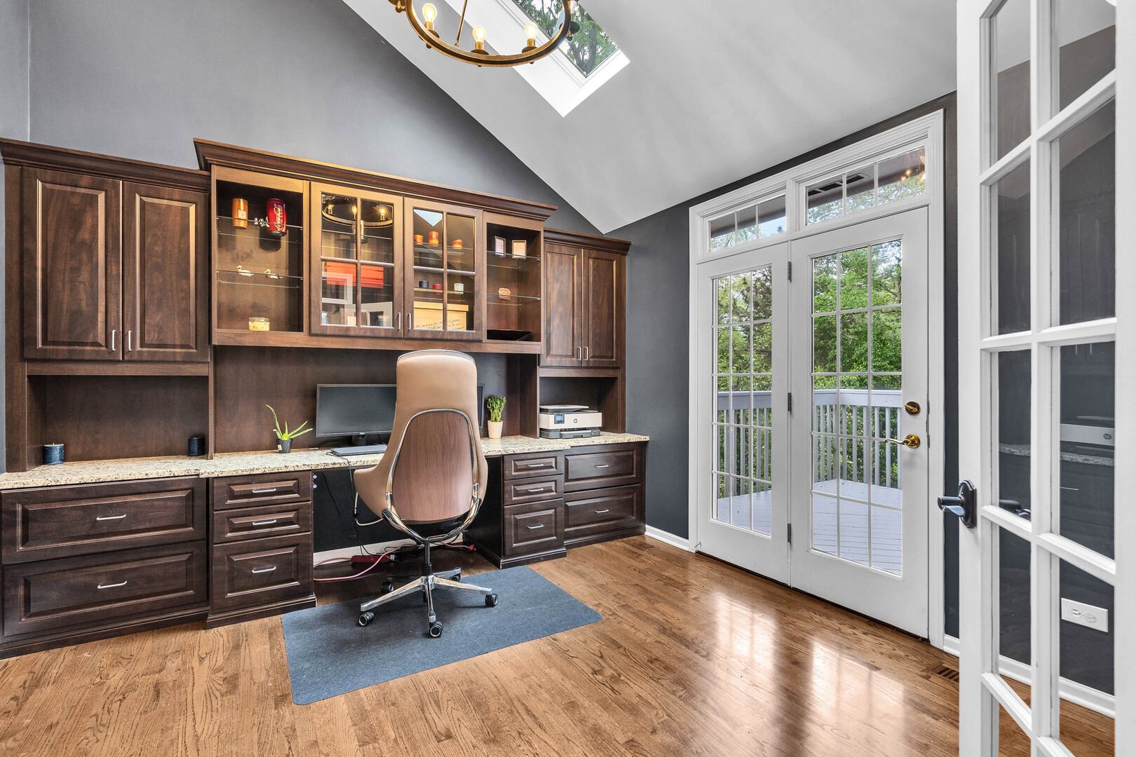 1315 Dunrobin Road Naperville, IL 60540 - Photo 16 of 53 Gallery Image 16