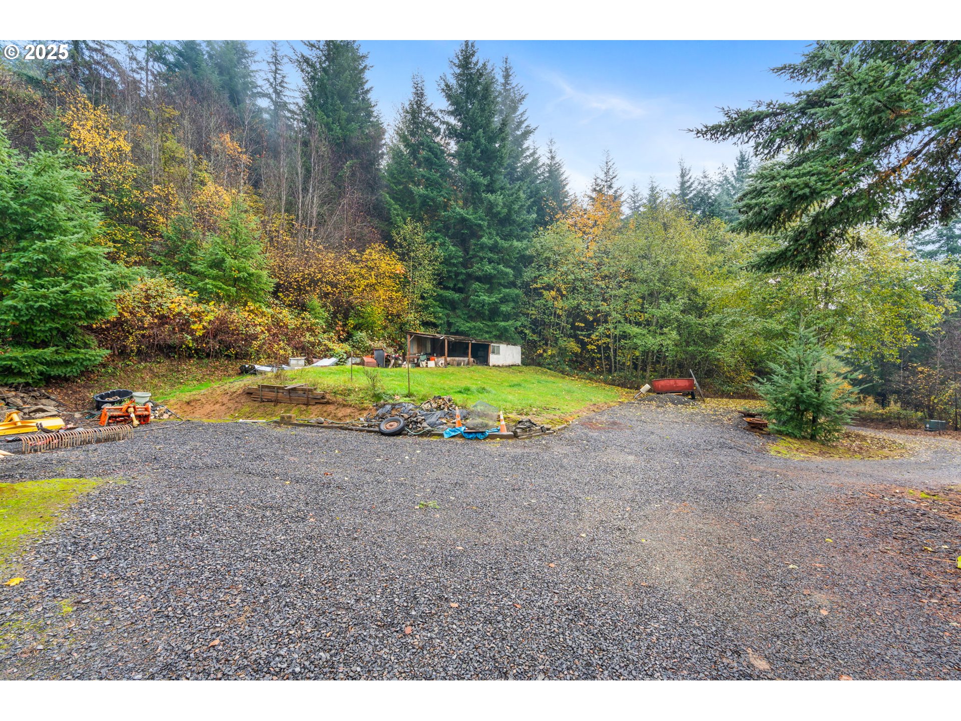 1586 King Road Winlock, WA 98596 - Photo 8 of 31 a view of a yard with a trampoline