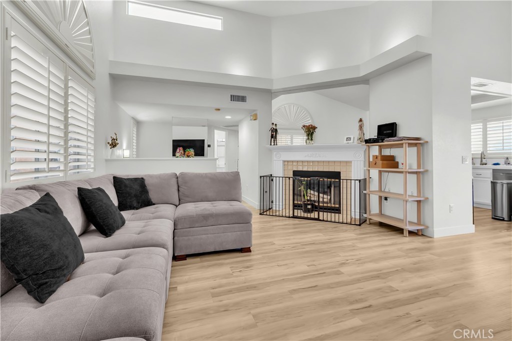 25144 Steinbeck Avenue, Unit F Stevenson Ranch, CA 91381 - Photo 6 of 26