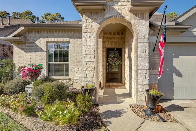 $319,900 | 15931 Boom Drive, Crosby, TX 77532