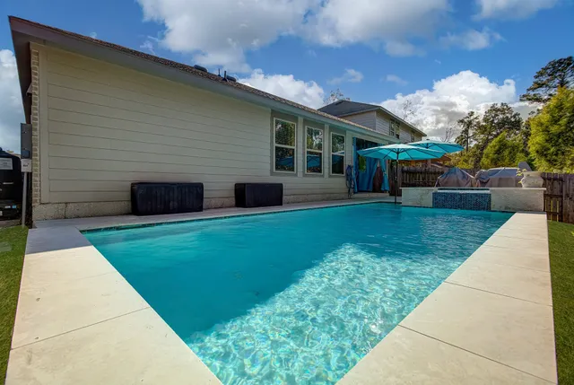 $319,900 | 15931 Boom Drive, Crosby, TX 77532