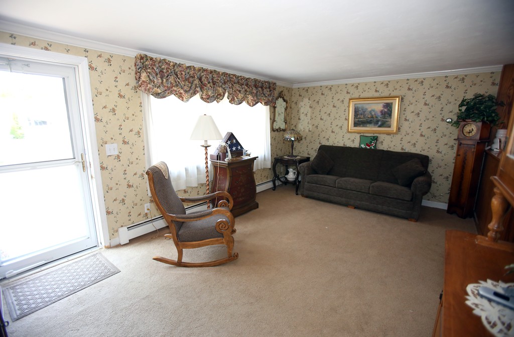 20 Clara Road Holbrook, MA 02343 - Photo 9 of 19 Gallery Image 9
