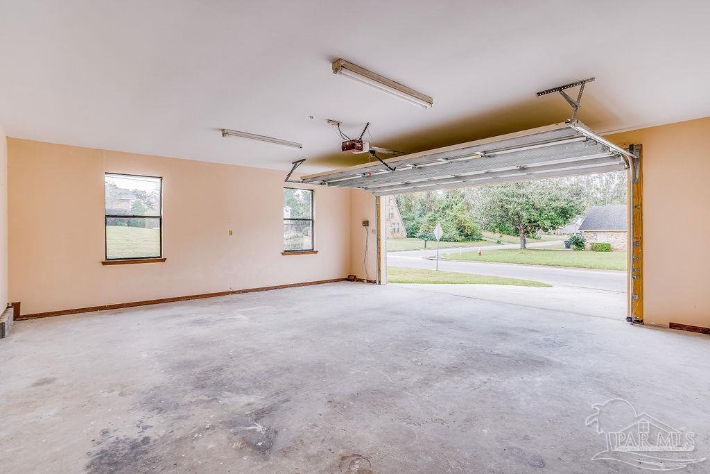 1000 Farmington Road Pensacola, FL 32504 - Photo 11 of 34 Gallery Image 11