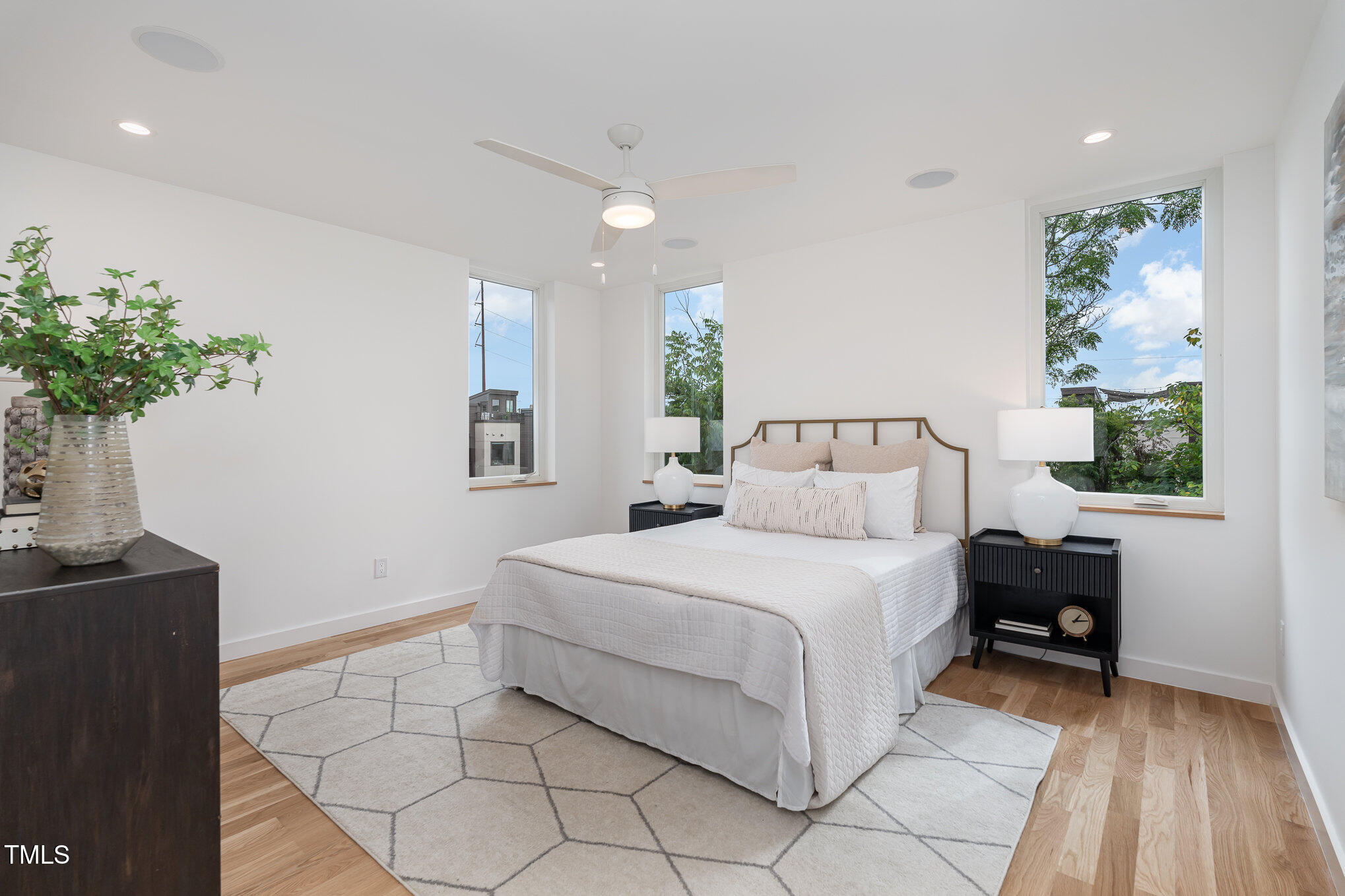 515 West Lenoir Street, Unit 101 Raleigh, NC 27601 - Photo 28 of 49 025_ndp1873-edit