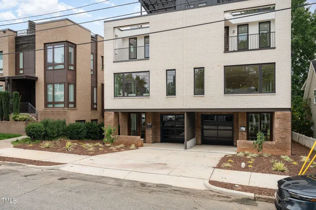 $1,294,900 | 515 West Lenoir Street, Unit 101, Raleigh, NC 27601