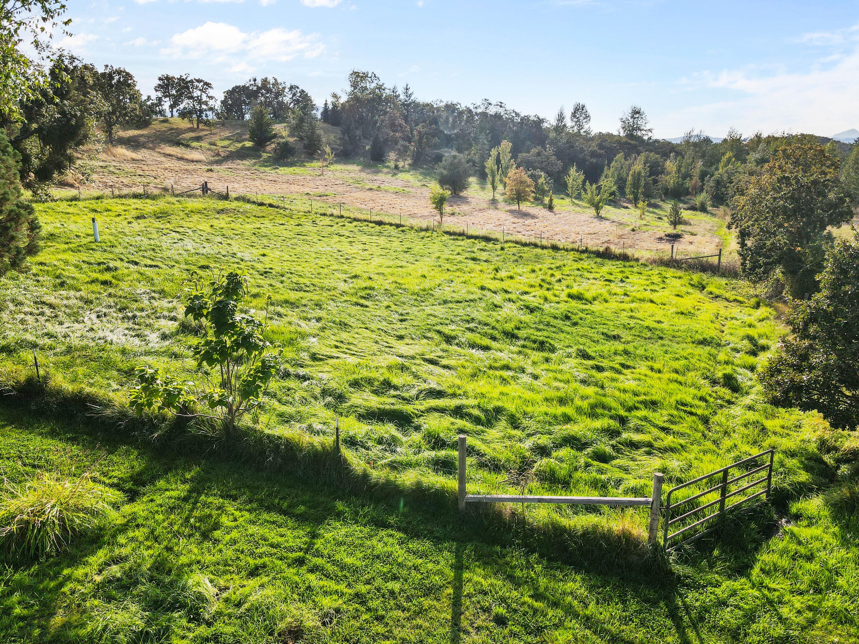 4090 Payne Road Medford, OR 97504 - Photo 30 of 33 DJI_0031