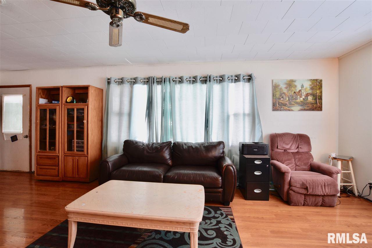 23422 West Lorance Road Laura, IL 61451 - Photo 9 of 36 Gallery Image 9