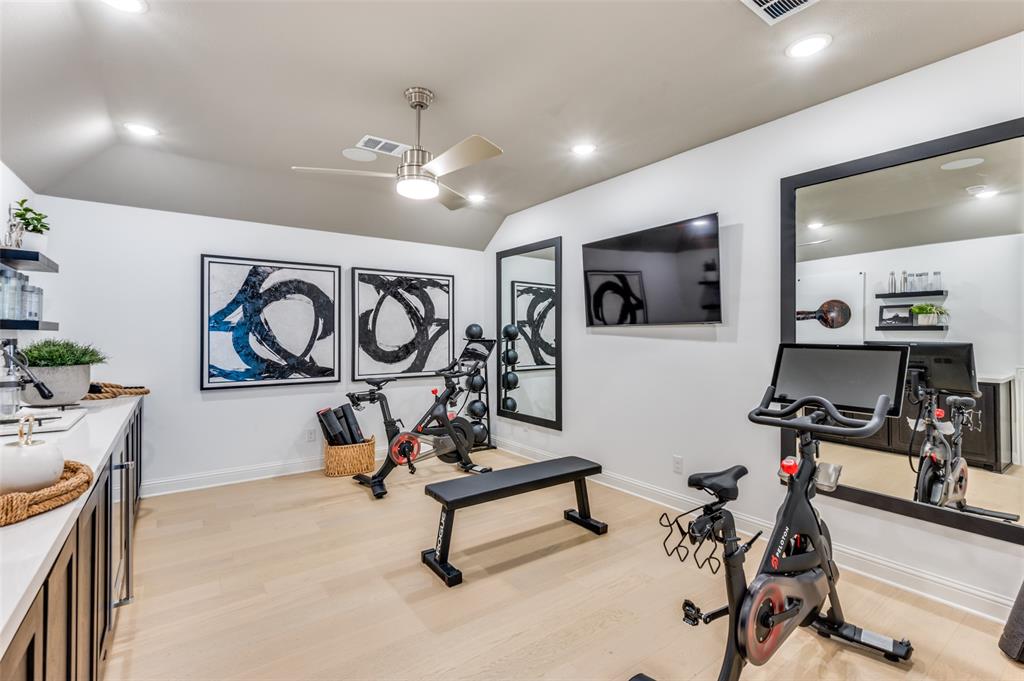 1116 Lakeview Lane Argyle, TX 76226 - Photo 24 of 40 a view of a room with gym equipment