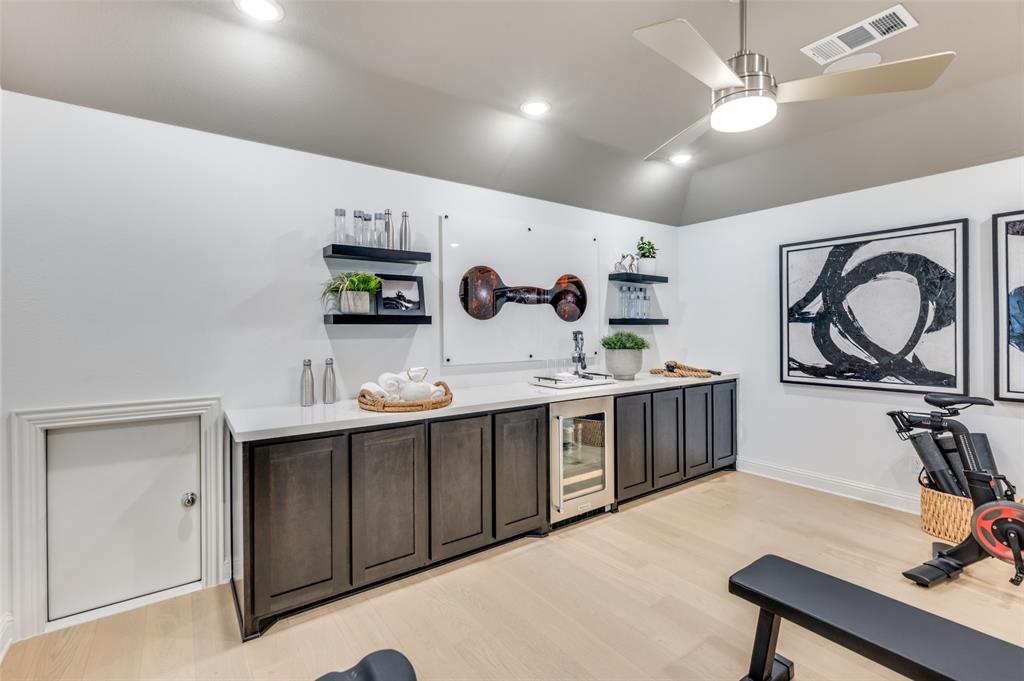 1116 Lakeview Lane Argyle, TX 76226 - Photo 25 of 40 a view of a room with gym equipment
