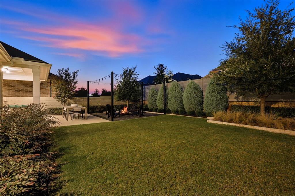1116 Lakeview Lane Argyle, TX 76226 - Photo 33 of 40 a view of a street with a house
