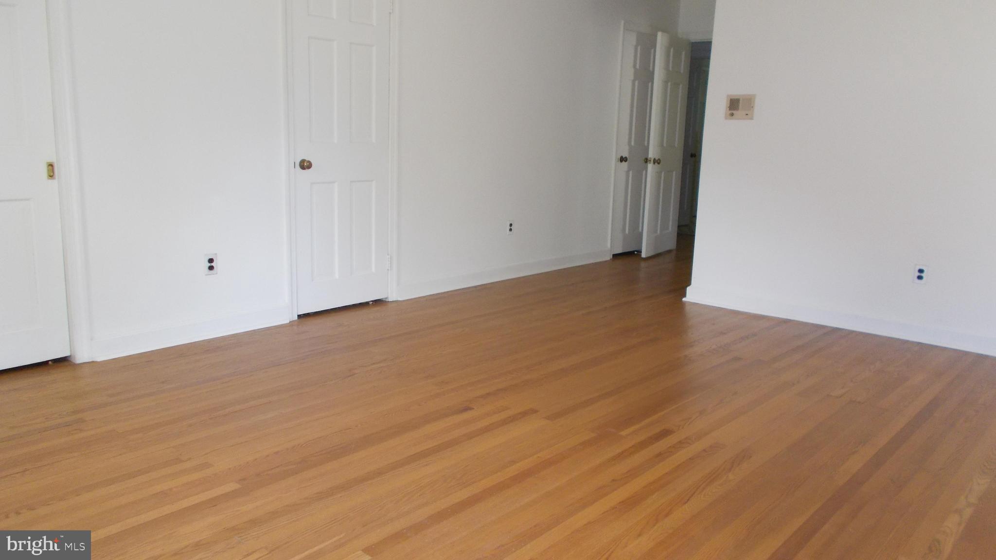 830 Gregory Road Jenkintown, PA 19046 - Photo 22 of 35 Masterbdrm 20' X 14'