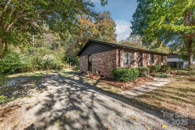 a car parked in front of a building