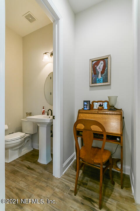 105 Dock House Road St. Johns, FL 32259 - Photo 13 of 43 Powder Room