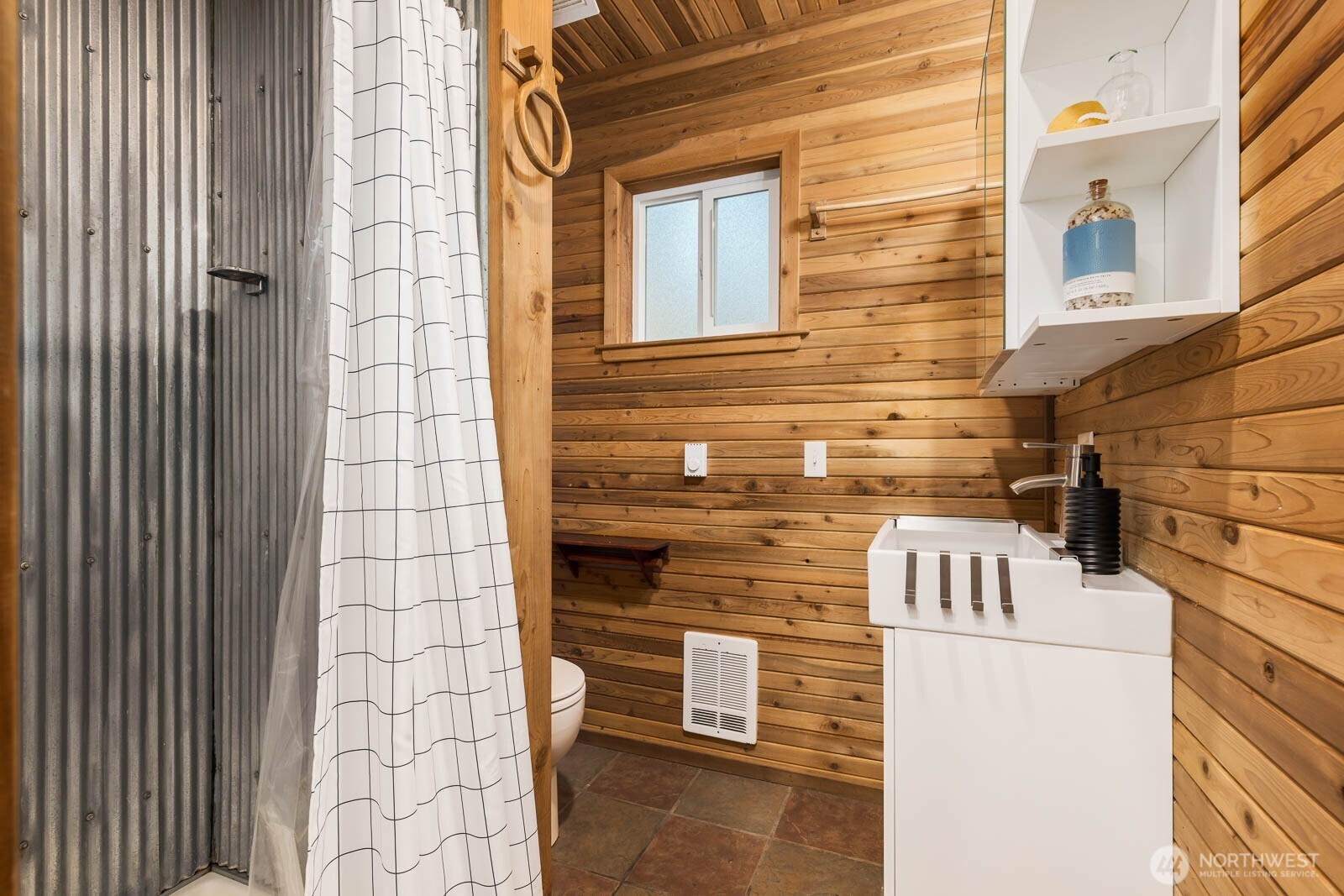 17110 66th Place West Edmonds, WA 98026 - Photo 34 of 38 a utility room with dryer and washer
