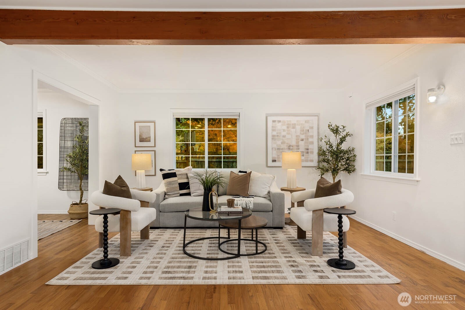 17110 66th Place West Edmonds, WA 98026 - Photo 7 of 38 a living room with furniture and a potted plant