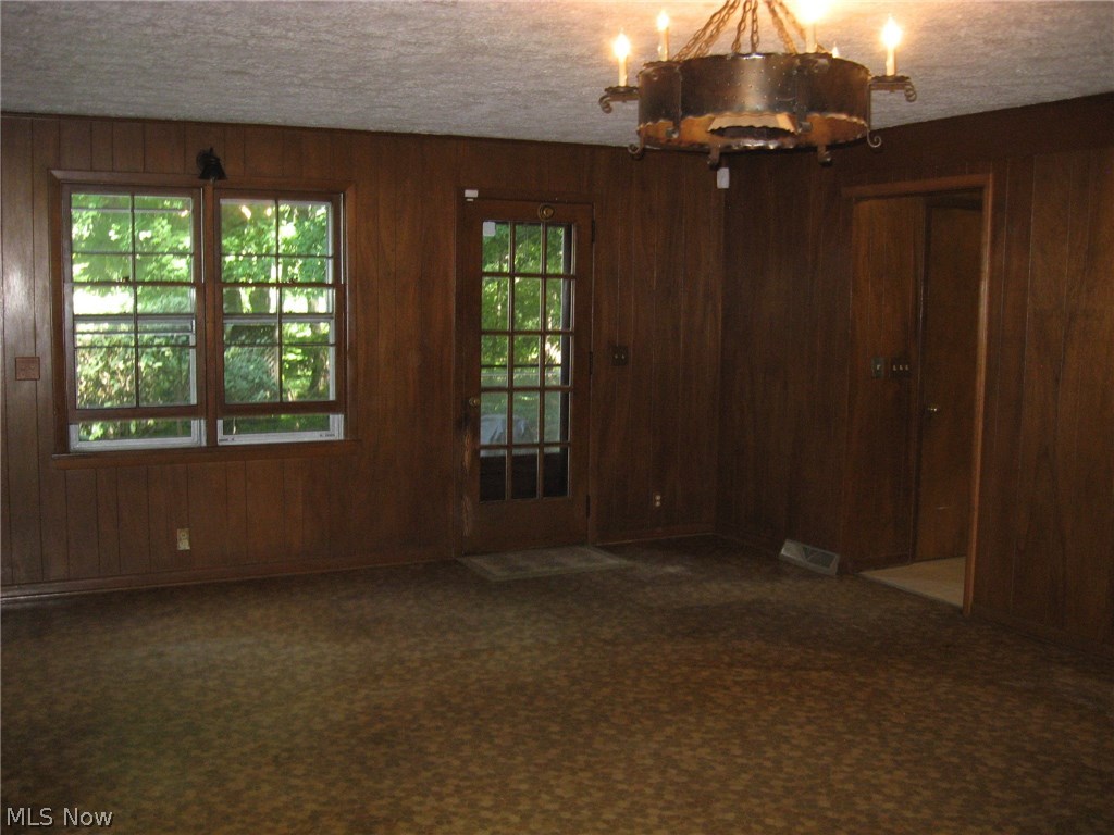 6457 Coleridge Road Painesville, OH 44077 - Photo 9 of 30