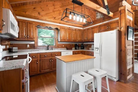 $949,900 | 11720 Fox Hill Road, Baxter, TN 38544