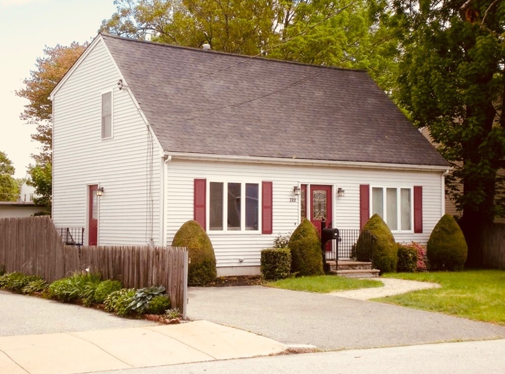 722 Prospect Street Fall River, MA 02720 - Photo 1 of 8 Gallery Image 1