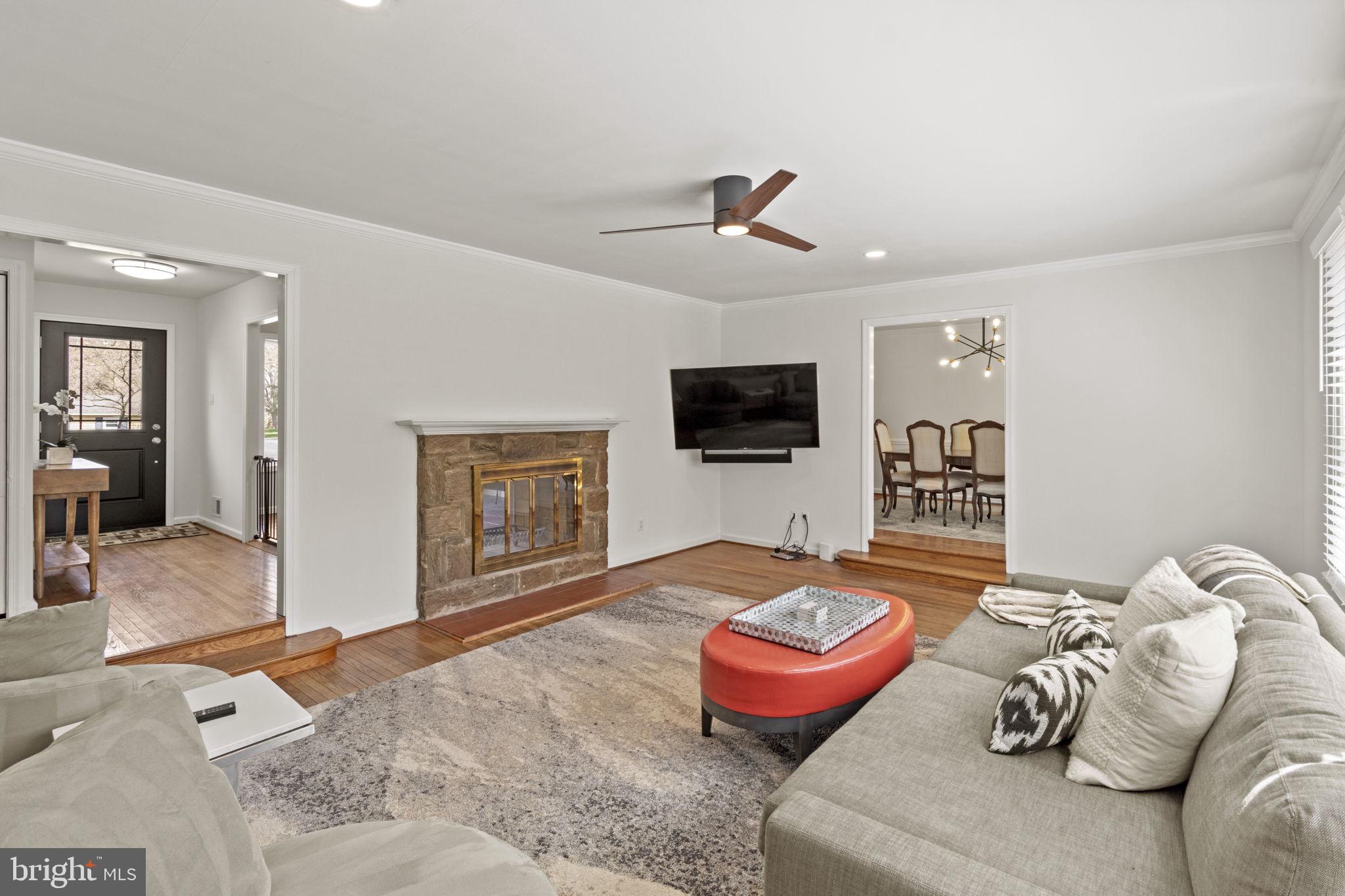 1259 Thomas Road Wayne, PA 19087 - Photo 17 of 56 Livingroom