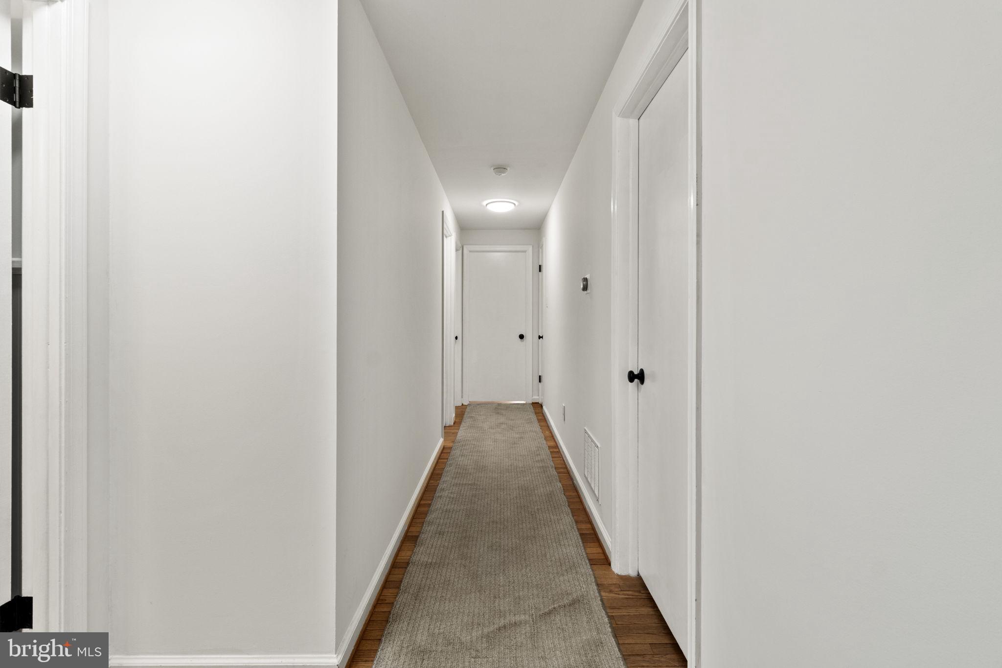 1259 Thomas Road Wayne, PA 19087 - Photo 21 of 56 Hallway to bedrooms