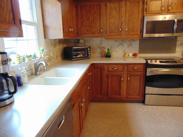 445 South Ithaca Street Ithaca, MI 48847 - Photo 33 of 83 1920553-9d255014-4b14-4306-b621-c8104f9b3634.JPG