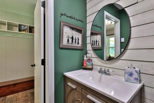 $649,000 | 162 Bear Hill Road, Plymouth, VT 05056