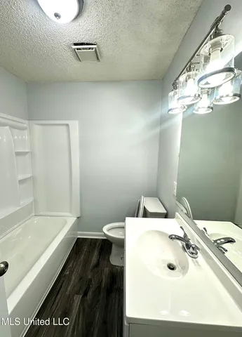 $225,000 | 512 St Paul Avenue, Senatobia, MS 38668