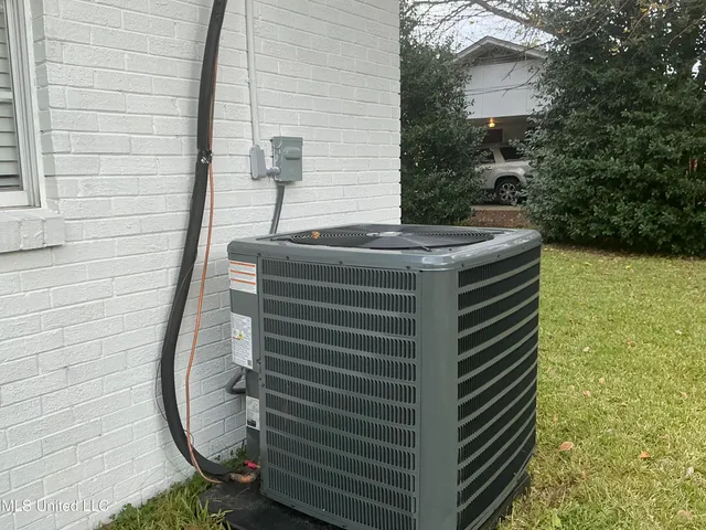 $225,000 | 512 St Paul Avenue, Senatobia, MS 38668